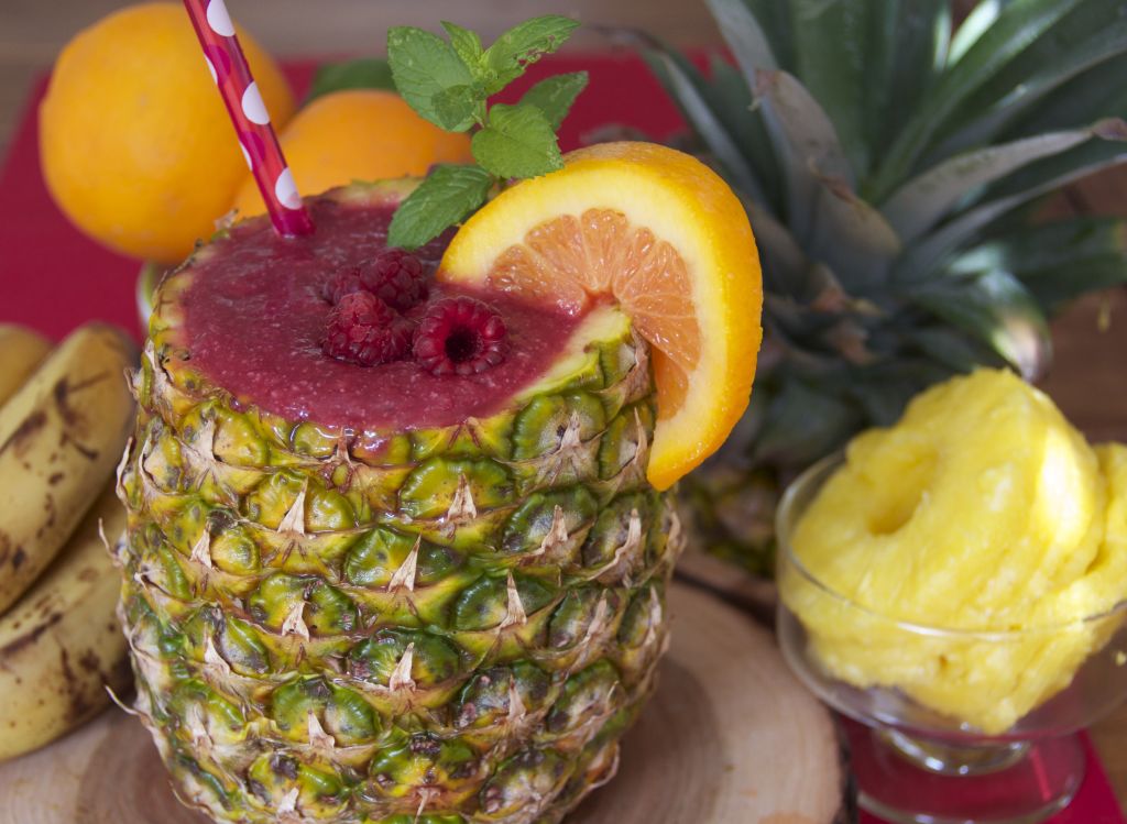 Tropical Pineapple Blackberry Smoothie + How to Core a Pineapple Just