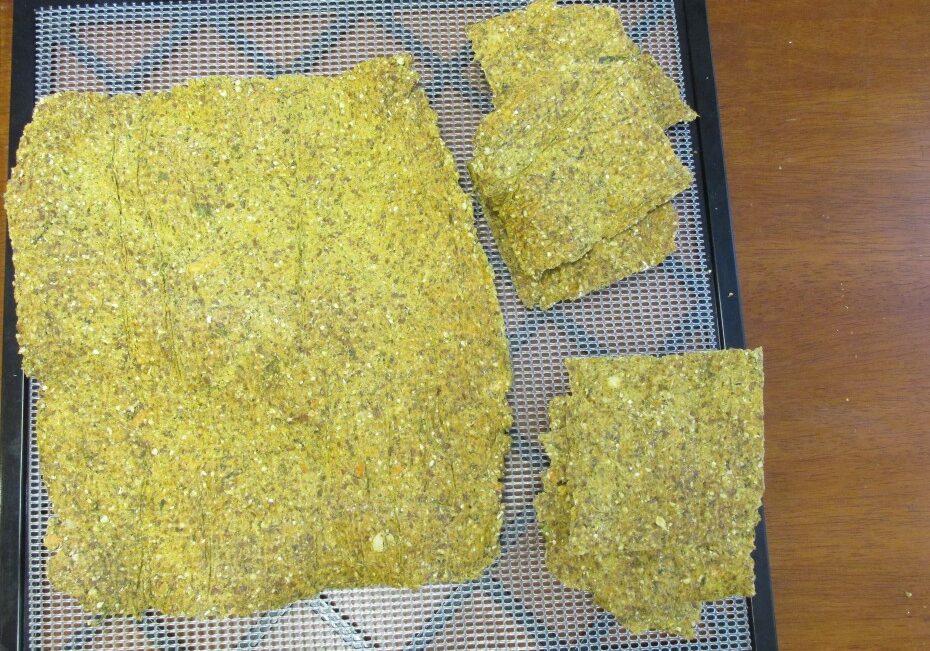 Garlic Flaxseed Crackers Recipe